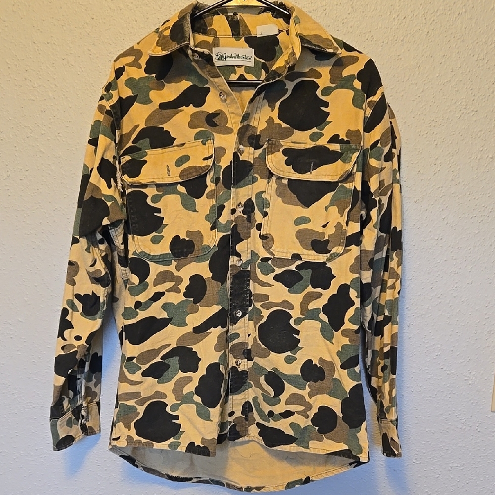 Gander Mountain Vintage Camo Jacket Medium